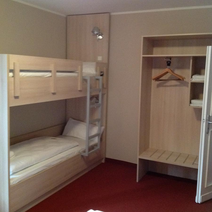 Rasthof & Motel Hermsdorfer Kreuz Esterno foto